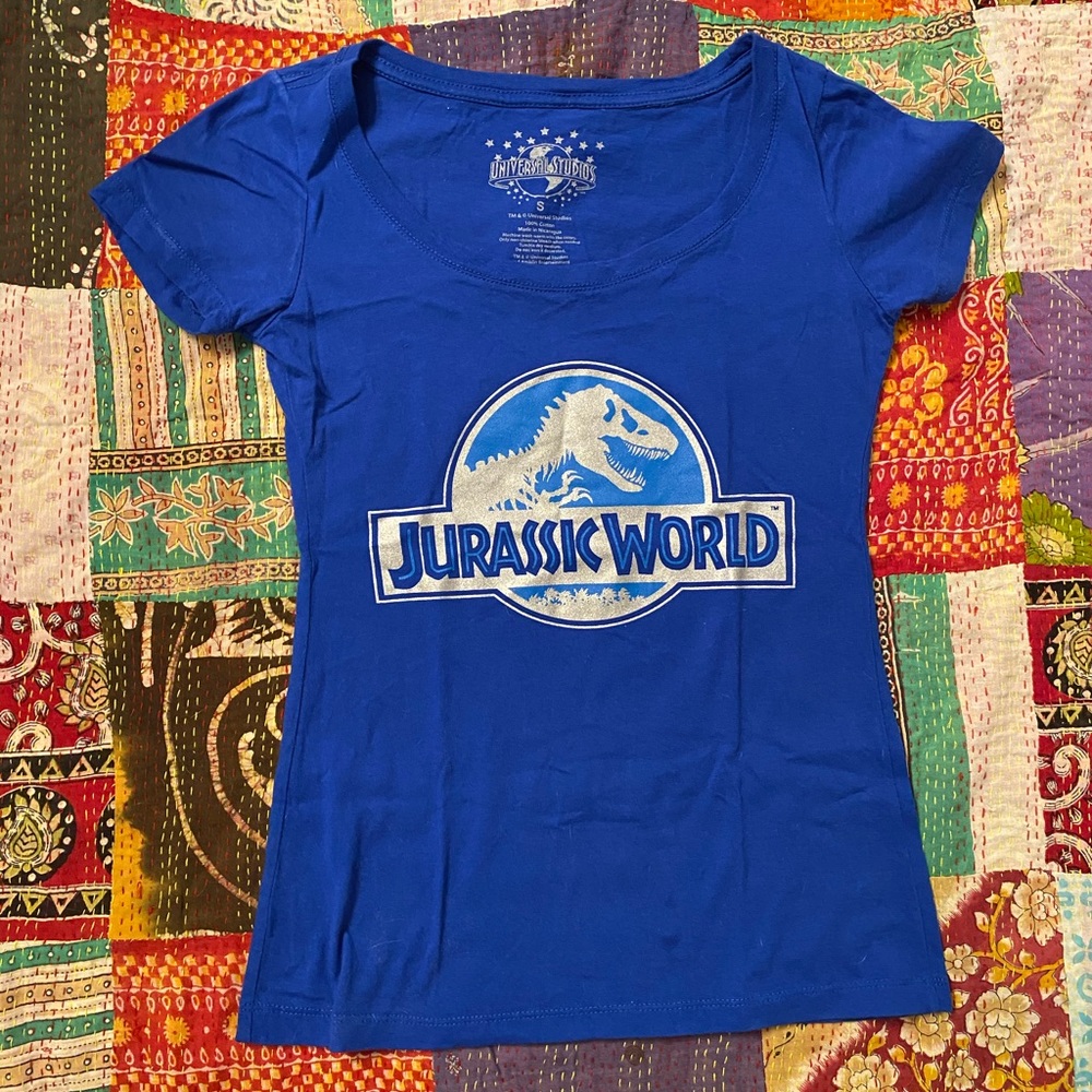 Universal Studios Jurassic World Top